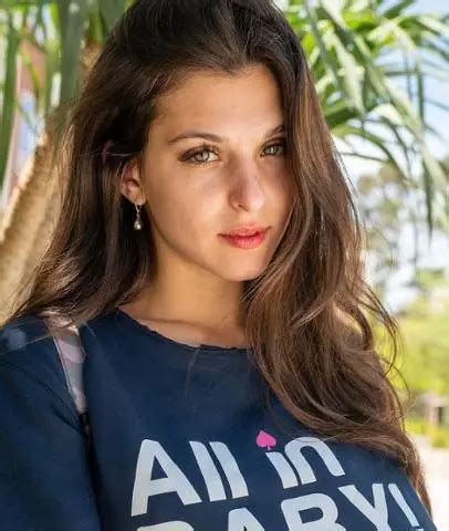 leah gotti education|Leah Gotti Bio, Age, Career, Net Worth, Height, Education,